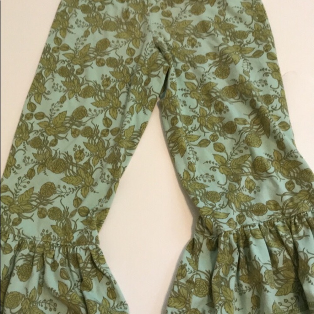 Matilda Jane pants. Size 6.